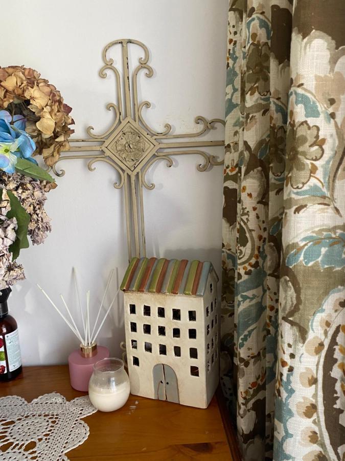 Wee Blue Bnb- Central Cosy Villa ทิมารู ภายนอก รูปภาพ