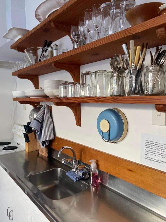 Wee Blue Bnb- Central Cosy Villa ทิมารู ภายนอก รูปภาพ